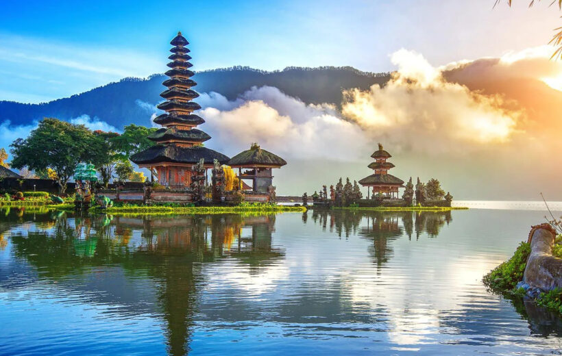 Échos d'Asie:Malaisie et Bali, un Voyage Épique à Travers les Culture